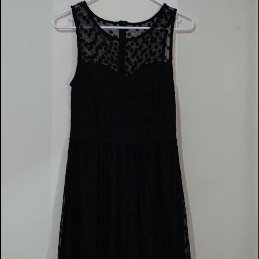 Black Dress w Lace